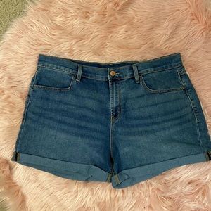 Old Navy Blue Jean Cuffed Shorts 16